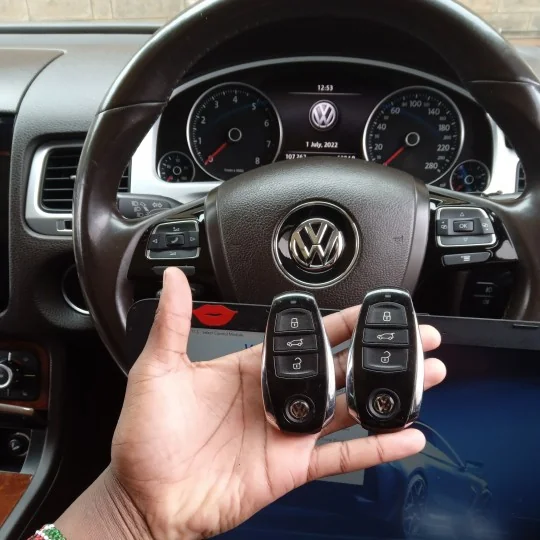 Transponder key programming for a modern car key fob